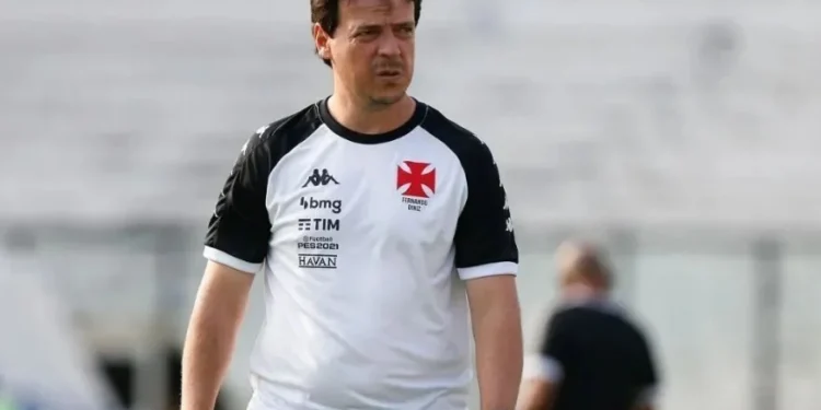 Vasco recebe o Operário-PR com vaga em disputa na Copa do Brasil