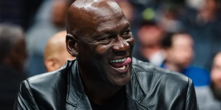 Salário de Michael Jordan em TV será maior do que 93% dos atletas da NBA