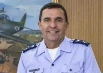 Carlos de Almeida Baptista Junior, ex-comandante da Aeronáutica • Arquivo - Sargento Müller Marin/CECOMSAER