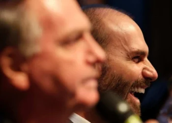 Depois de Alexandre de Moraes, eis o alvo preferido de Eduardo Bolsonaro - crédito: Platobr Politica