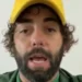 Líder bolsonarista que fugiu de BH chora e pede ajuda a Eduardo Bolsonaro