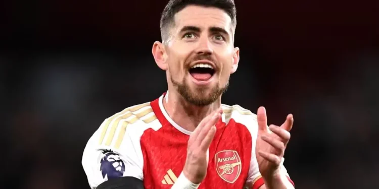 Encaminhado com o Flamengo, Jorginho se despede do Arsenal