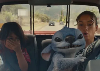 Live-action de "Lilo & Stitch" está disponível nos cinemas • Disney