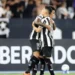Botafogo repete mística, bate Universidad de Chile e avança na Libertadores