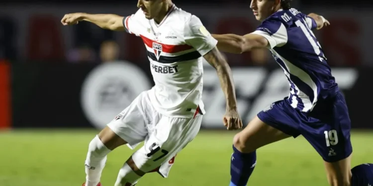 Luciano decide, e São Paulo vence Talleres pela Libertadores