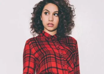 Alessia Cara • Divulgação