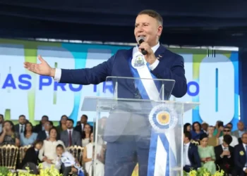 Venda de sentenças: prefeito de Palmas é alvo de buscas da PF em ação contra vazamento de operações policiais