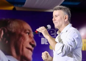 Em vídeo, Eduardo Siqueira nega vazamento de dados e afirma: “Se tivesse informação privilegiada saberia que teria operação hoje”