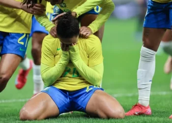 Dudinha após o seu primeiro gol pela Seleção principal — Foto: Staff Images/CBF