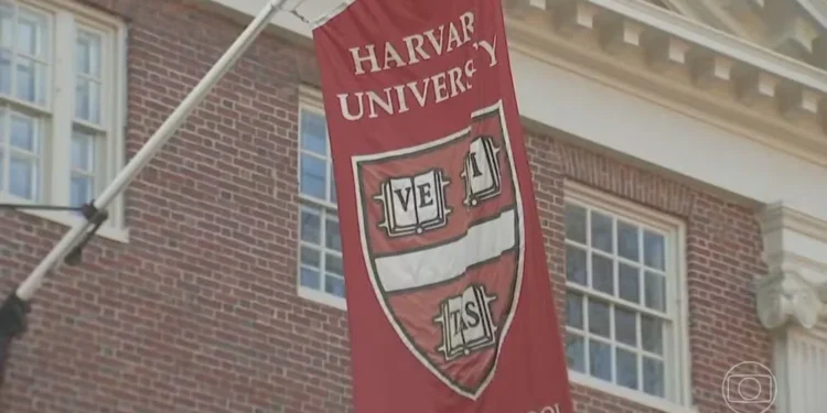 EUA têm mais de 1 milhão de estudantes estrangeiros; em Harvard, mais de 27% dos alunos são de outros países