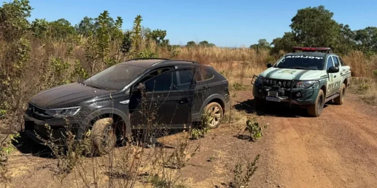 O veículo possui registro de furto/roubo. - Foto: Ascom BPMA