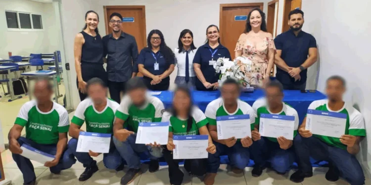 Escritório Social forma nova turma de Mecânico em Manutenção de Motocicletas