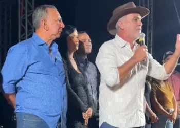 Amélio Cayres prestigia aniversários de Marianópolis, Oliveira de Fátima e Cavalgada em Miranorte