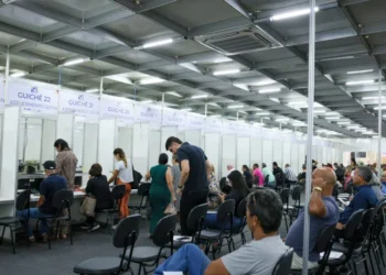Mais de mil contribuintes estão sendo atendidos por dia no Parque do Povo – Foto: Regiane Rocha