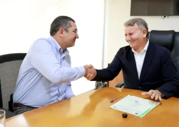 Ato de doação formalizado - Flávio Cavalera