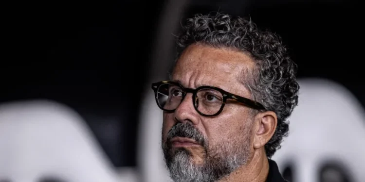 Com saída do Z4, Santos ganha respiro para aprimorar ataque e se reforçar