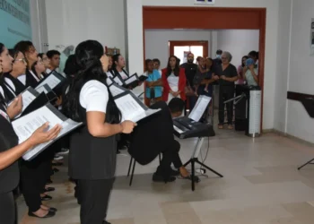 O Coral é formado por colaboradores do HGP e voluntários - Ellayne Czuryto/Governo do Tocantins