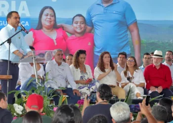 Governador Wanderlei Barbosa anuncia projeto do novo Hospital da Mulher e Maternidade de Araguatins, com apoio da União