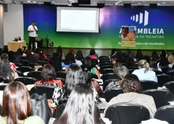 Profissionais de saúde participam da oficina sobre a BCG. Foto Alysson-Neya chaves