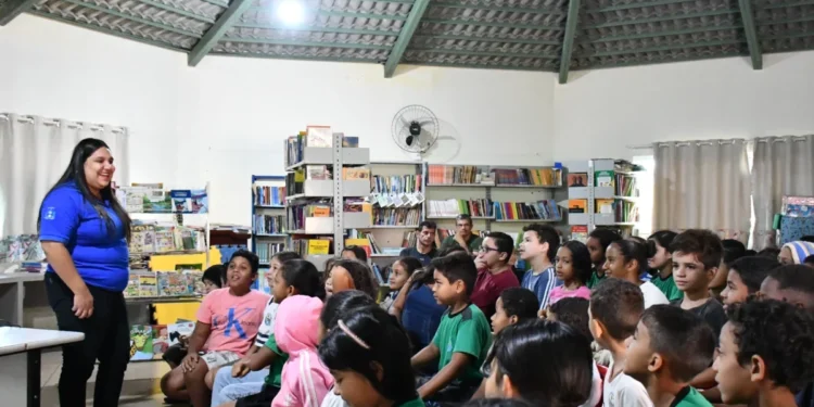 Na Semana Mundial da Alimentação Segura, Adapec promove palestras sobre consumo de produtos inspecionados em escolas de Palmas