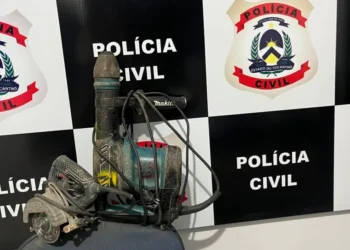 Parafusadeira, tipo martelete, e uma serra mármore foram furtados de obra - Divulgação PC/TO