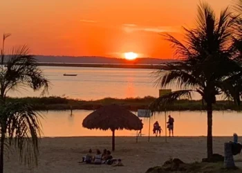 Prefeitura de Palmas lança edital para ambulantes atuarem na Praia da Graciosa durante a temporada de férias
