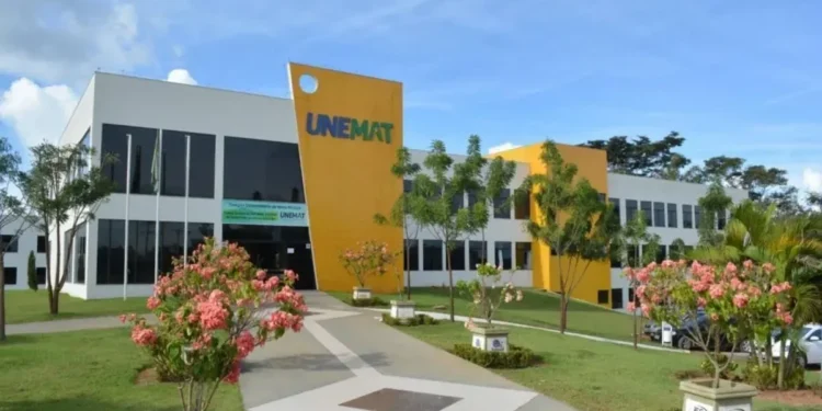 Unemat divulga data e lista de livros para vestibular 2026