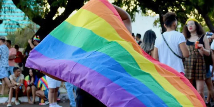 Prefeitura leva serviços de saúde à 20ª Parada do Orgulho LGBTQIAPN+ em Palmas
