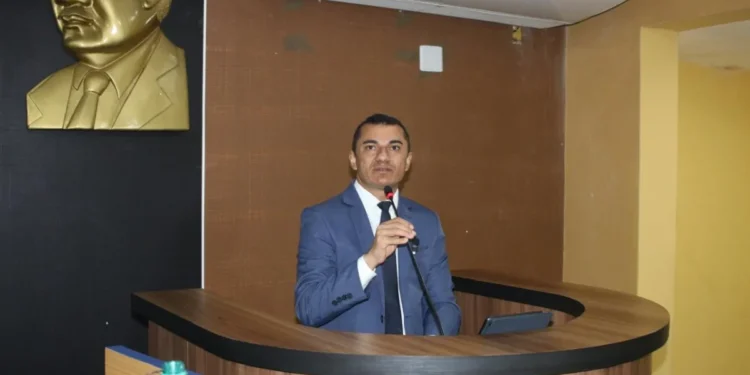 Vereador Netinho do Povo indica criação de cooperativa de catadores de lixo em Miracema