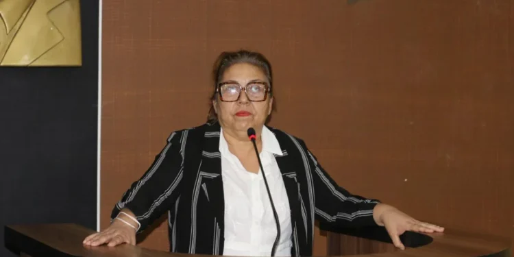 Vereadora Maria Bala pede construção de Aterro Sanitário em Miracema