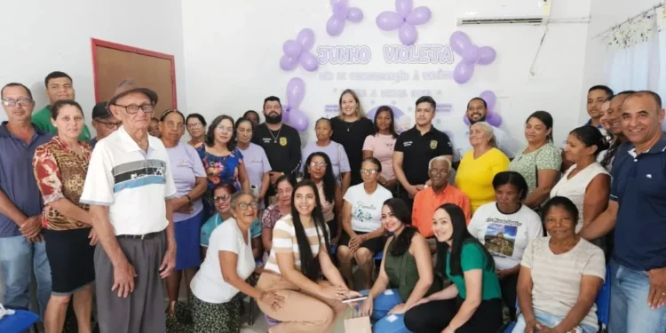 Polícia Civil ministra palestra sobre violência contra a pessoa idosa em Lavandeira