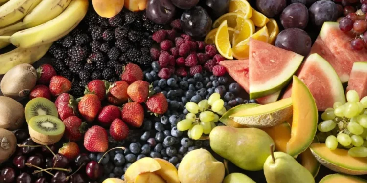 Veja por que você não deve excluir frutas da sua alimentação