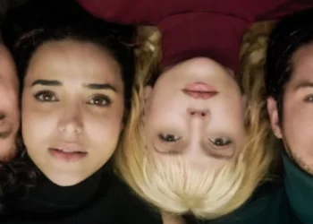 Peça "Closer" chega a teatro • Divulgação