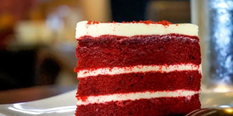 Alimentos com corante sintético têm 141% mais açúcar, diz estudo