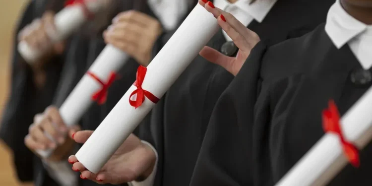 Indicadores estão no nível mais alto da série do IBGE, iniciada em 2016. • Freepik