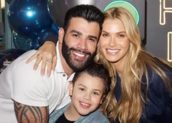 1 de 10 Gusttavo Lima e Andressa Suita comemoraram o aniversário de 8 anos de seu primeiro filho, Gabriel • Instagram/Gusttavo Lima