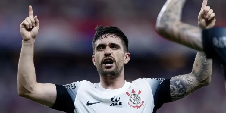 Em baixa no Corinthians, Igor Coronado tem futuro indefinido