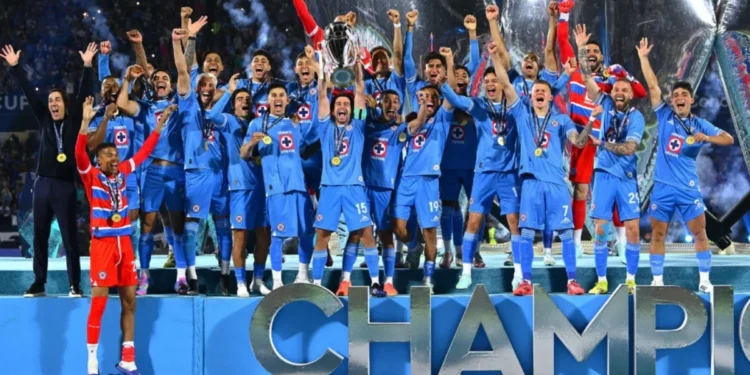 Cruz Azul goleia Vancouver Whitecaps e conquista Champions da Concacaf