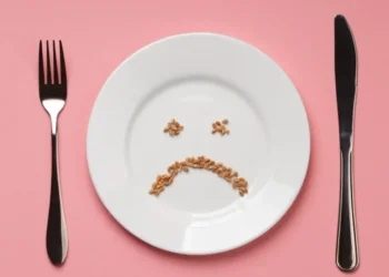 "Vencer um transtorno alimentar exige compreender que a recuperação é um processo contínuo e gradual", diz neurologista -
crédito: FreePik