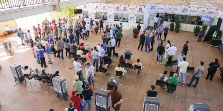 Prefeitura de Palmas abre Refis e oferece descontos de até 100% em juros e multas no pagamento à vista; atendimento no Centro de Convenções segue até domingo