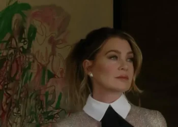 Atriz quase perdeu voo por mal entendido envolvendo esquadrão antibombas • Instagram/ellenpompeo