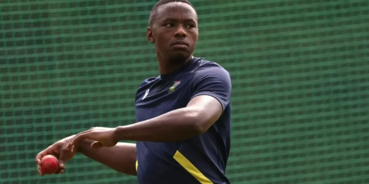 Jogador cumpre suspensão de um mês após testar positivo para cocaína