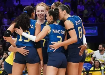Seleção Brasileira feminina de vôlei vence a rodada de estreia contra a República Tcheca (Foto: Divulgação, CBV)