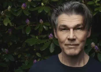 O diagnóstico foi divulgado por um comunicado oficial no site da banda
crédito: Stian Andersen/Divulgação