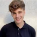 Modelo de 17 anos morre afogado em praia após sessão de fotos de formatura