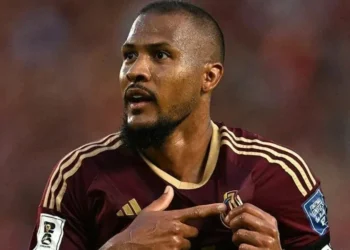 Venezuela vence Bolívia pelas Eliminatórias • Divulgação / Conmebol