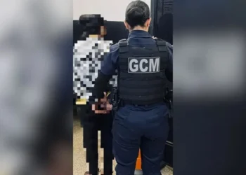 Casal foi levado ao Plantão Policial • Reprodução/GCM