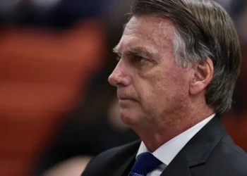 STF: defesa de Bolsonaro pede autorização para exibir vídeos em depoimento