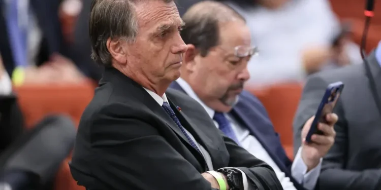 Bolsonaro diz que 8 de janeiro não configura golpe de Estado