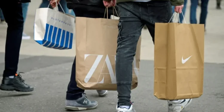 Setor varejista fica praticamente estável em maio, aponta índice